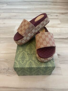 Gucci Platform Sandals – Brown/Burgundy – Women’s Size 37 (6.5)
